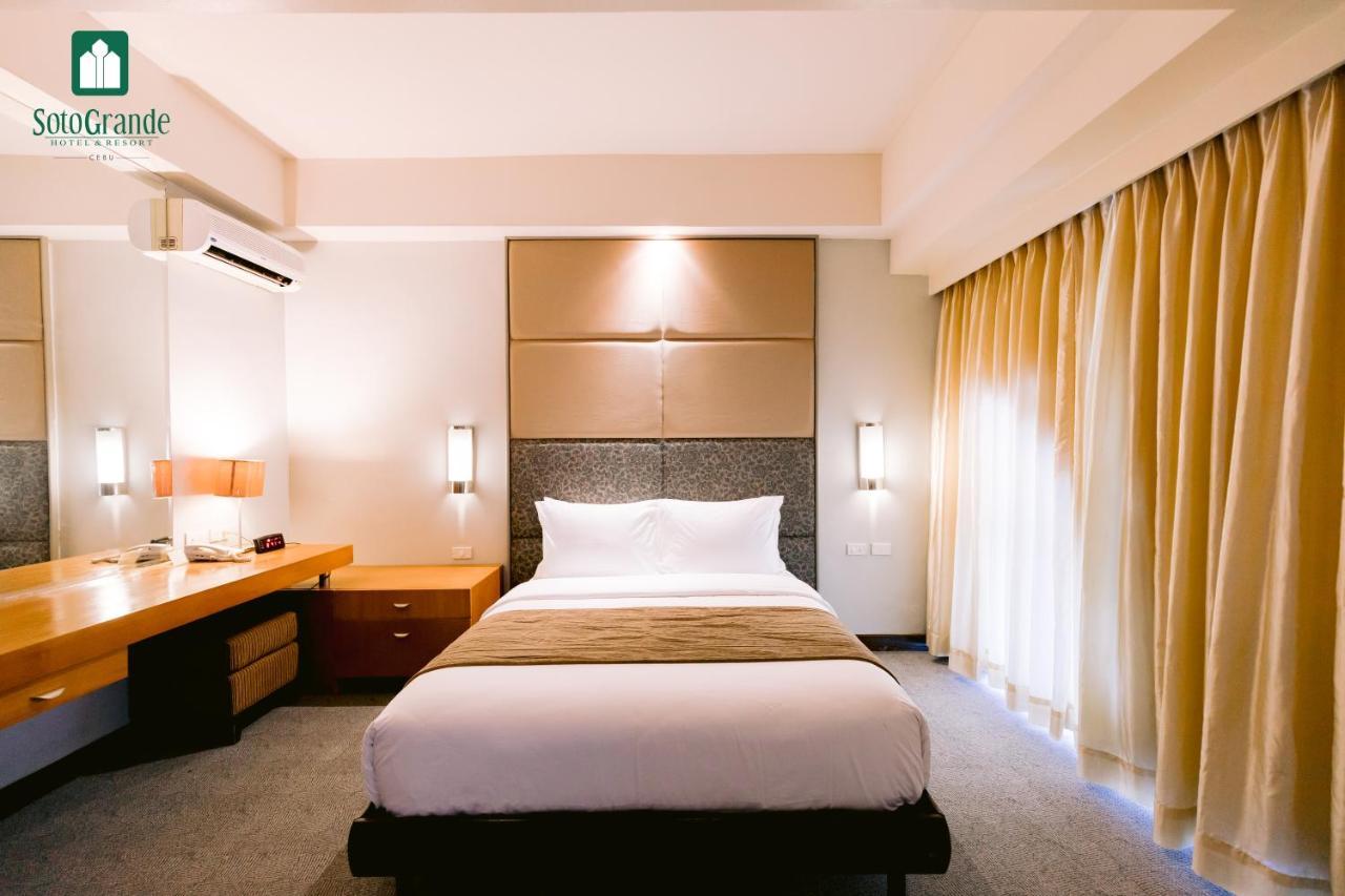 Sotogrande Hotel&Resort Lapu-Lapu City Exteriör bild