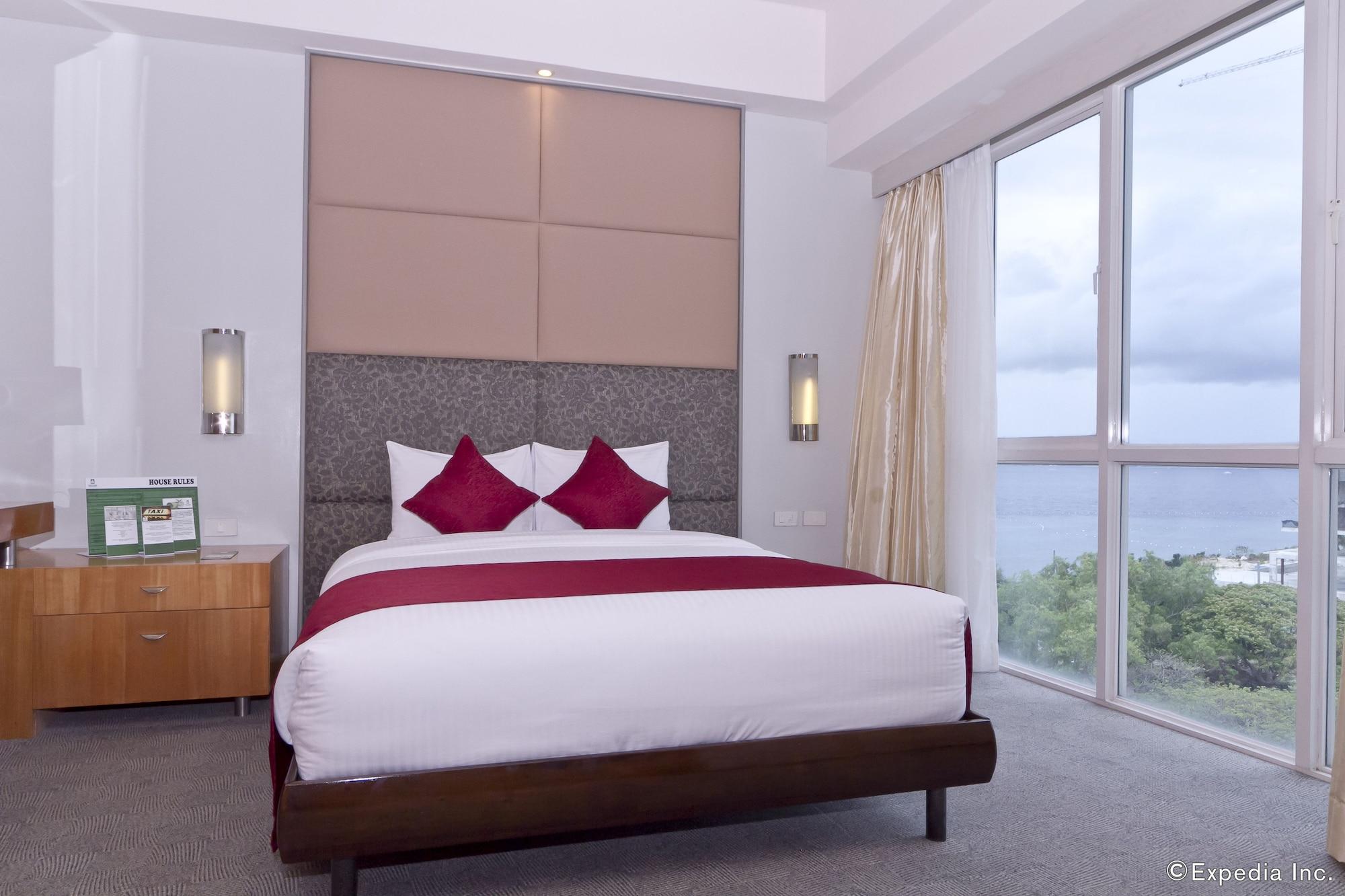 Sotogrande Hotel&Resort Lapu-Lapu City Exteriör bild