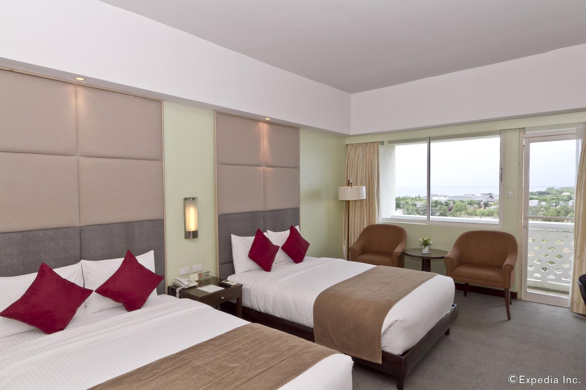 Sotogrande Hotel&Resort Lapu-Lapu City Exteriör bild