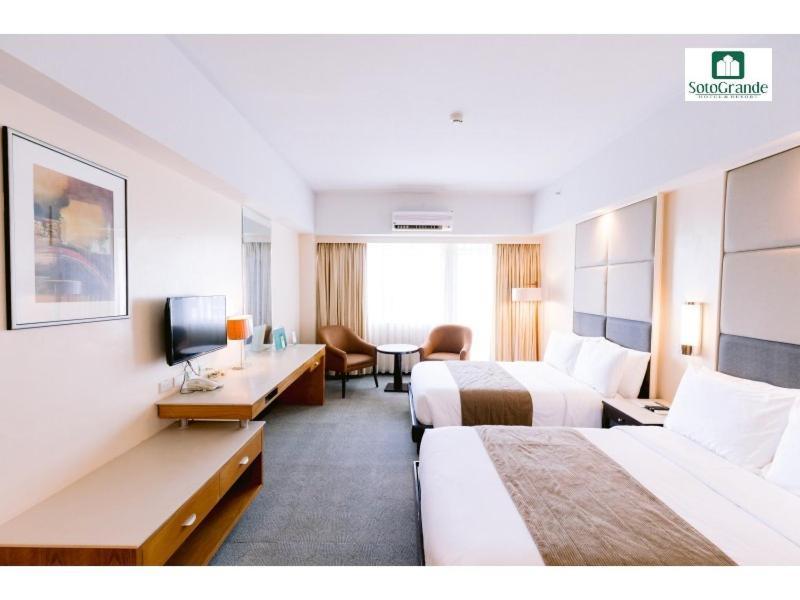 Sotogrande Hotel&Resort Lapu-Lapu City Exteriör bild