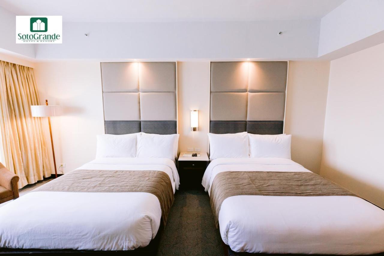 Sotogrande Hotel&Resort Lapu-Lapu City Exteriör bild