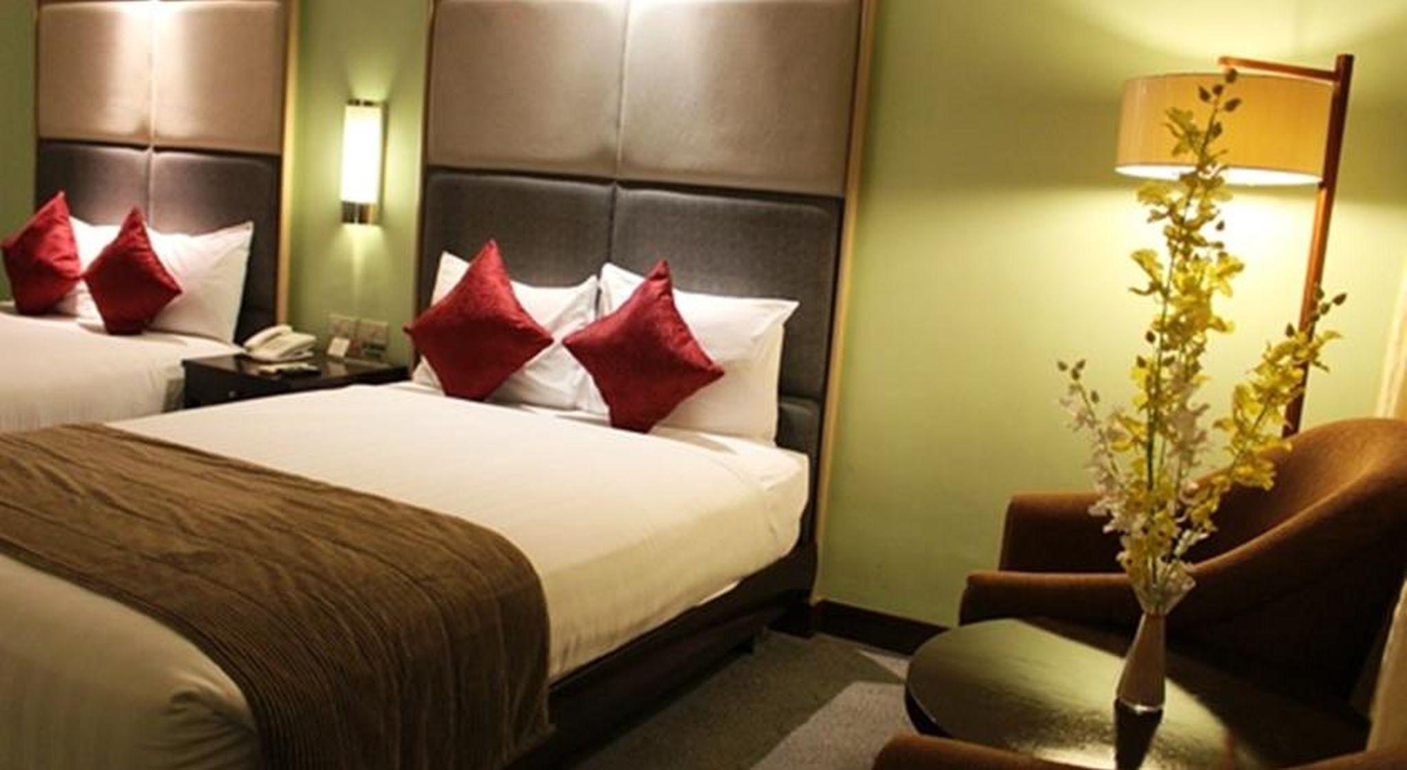 Sotogrande Hotel&Resort Lapu-Lapu City Exteriör bild