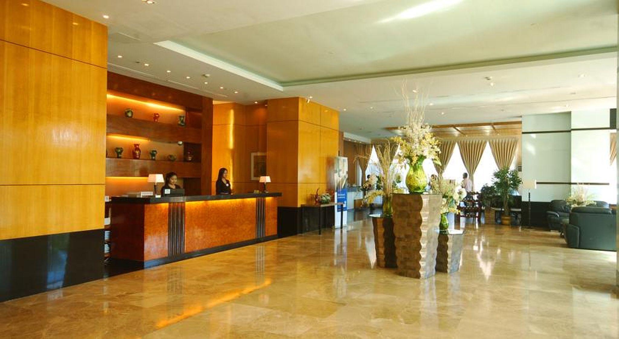 Sotogrande Hotel&Resort Lapu-Lapu City Exteriör bild