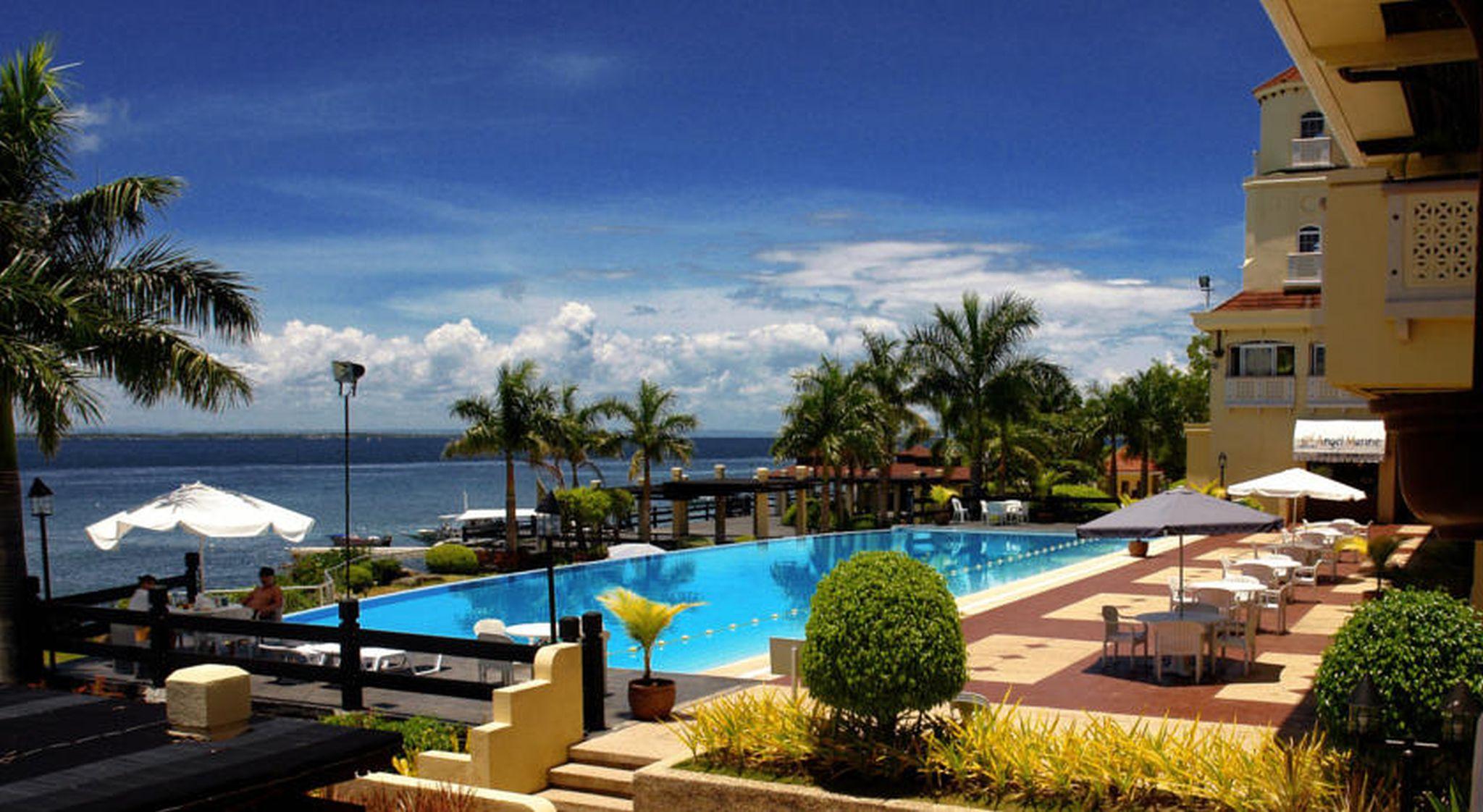 Sotogrande Hotel&Resort Lapu-Lapu City Exteriör bild