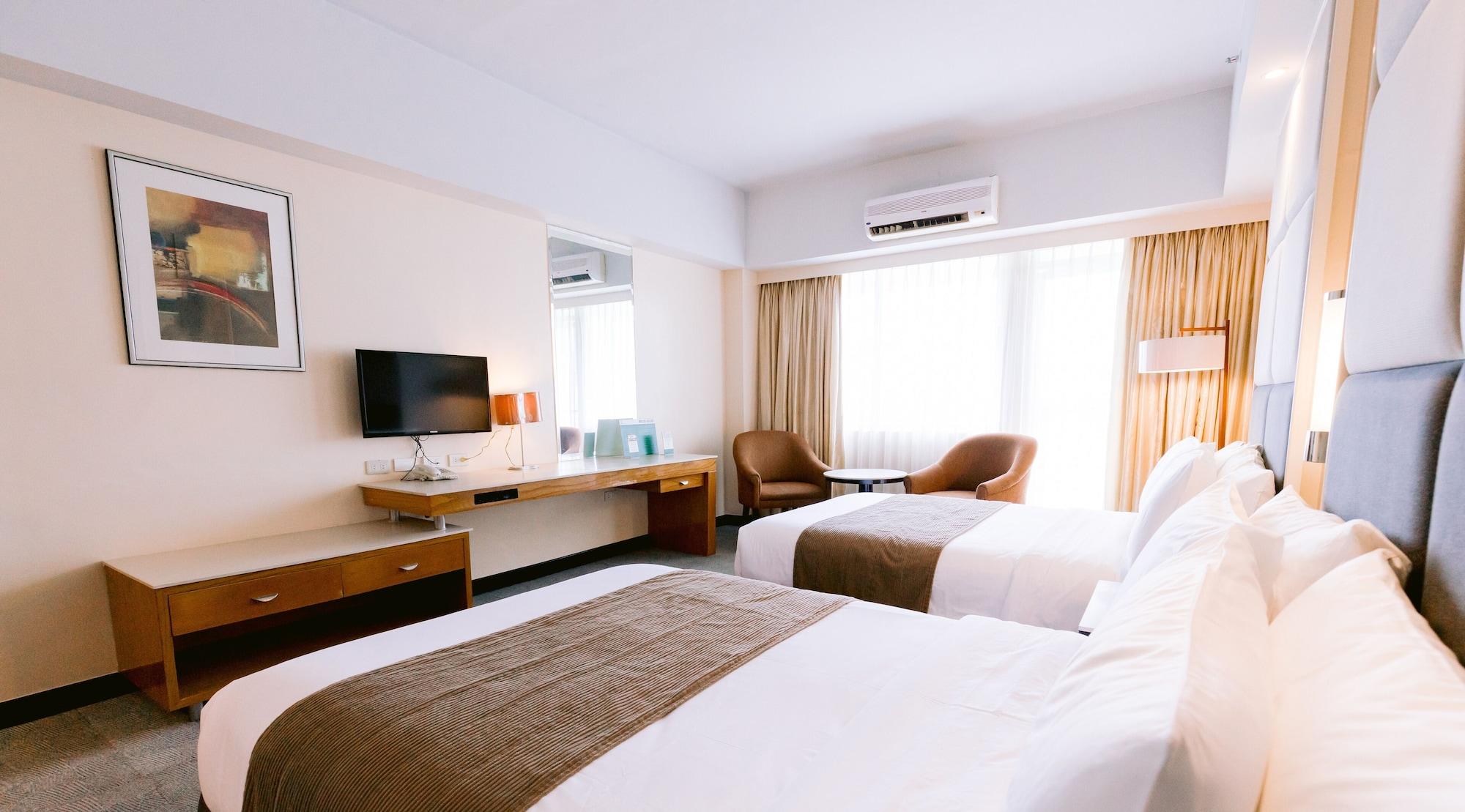 Sotogrande Hotel&Resort Lapu-Lapu City Exteriör bild