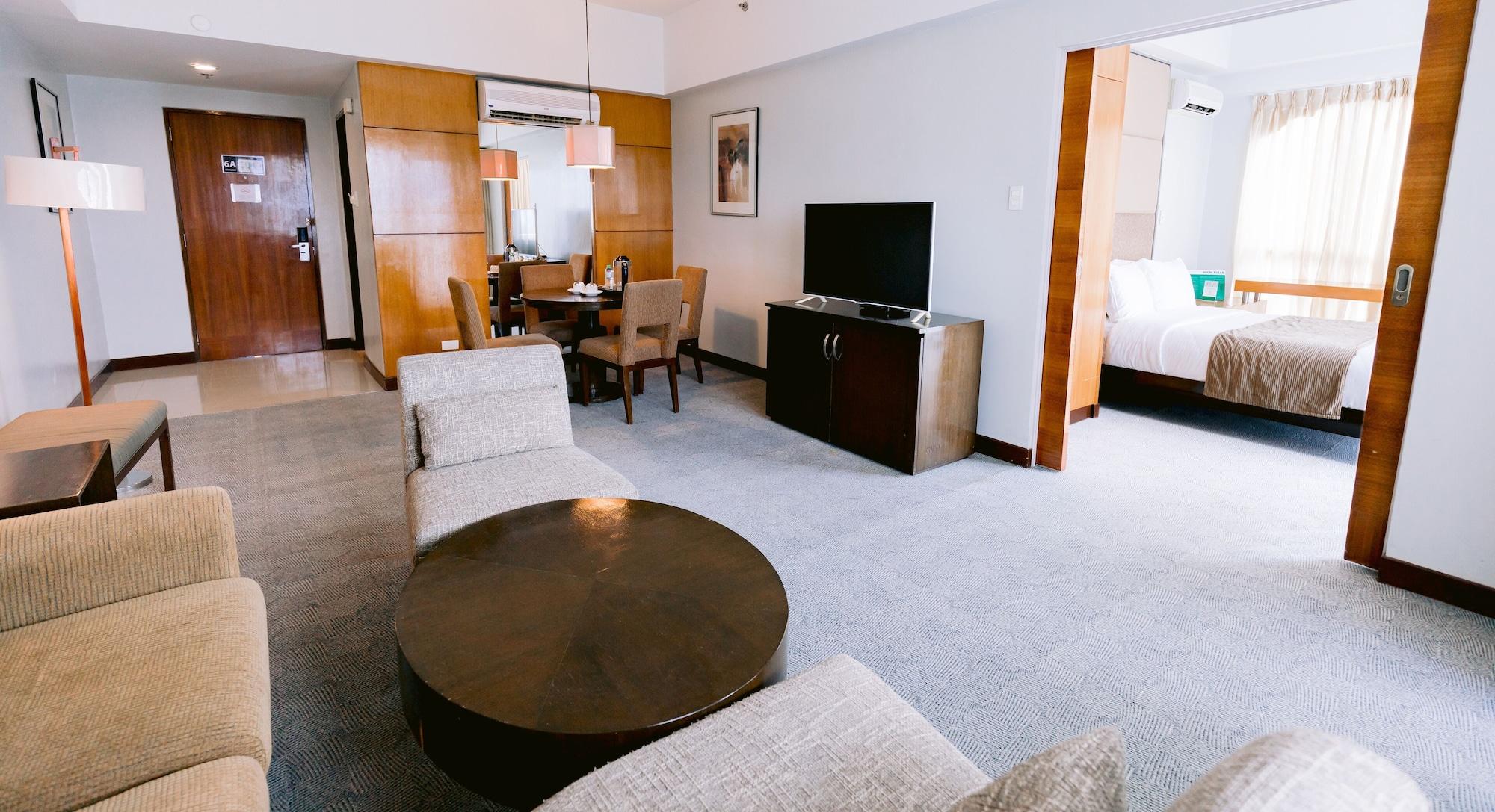 Sotogrande Hotel&Resort Lapu-Lapu City Exteriör bild