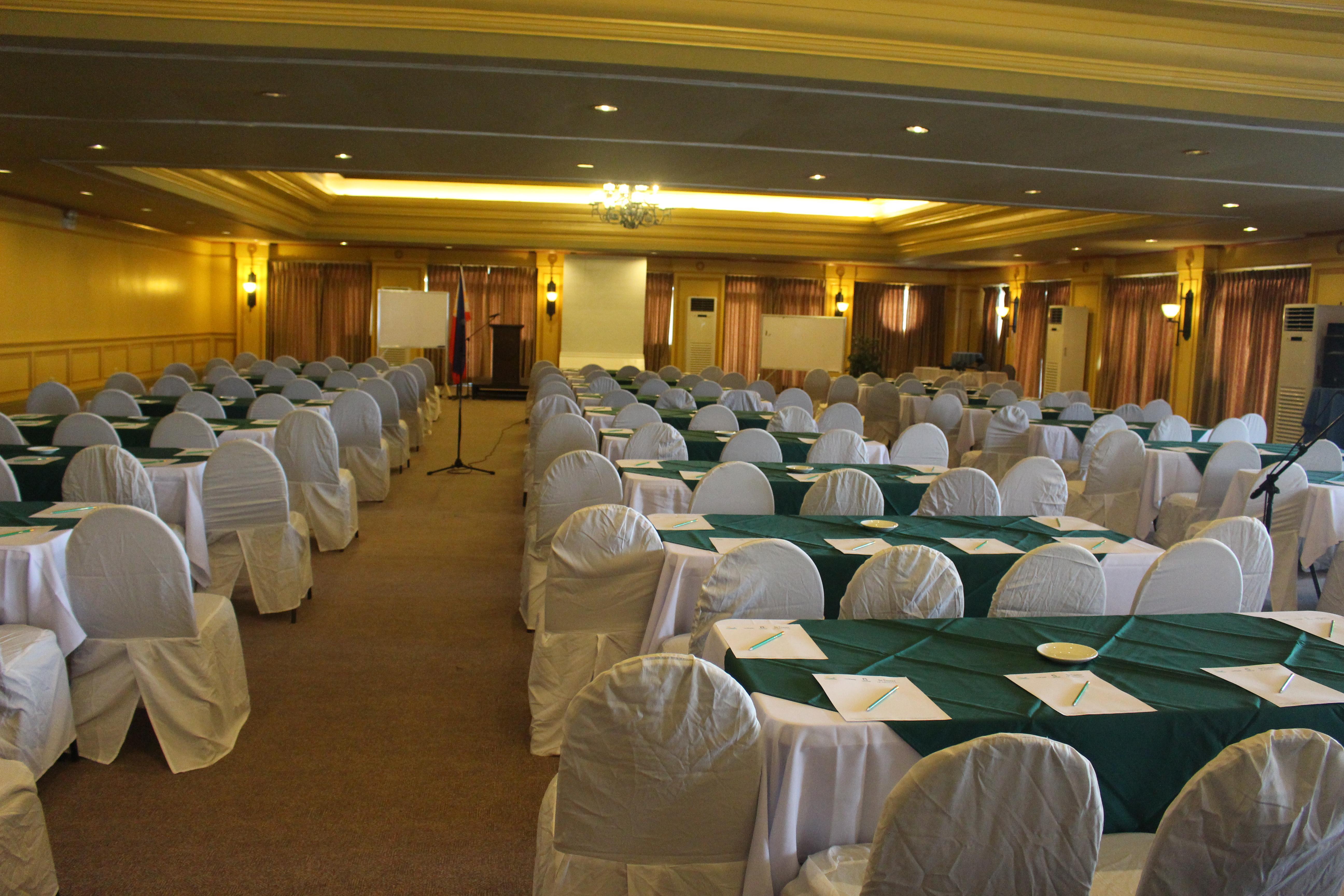 Sotogrande Hotel&Resort Lapu-Lapu City Exteriör bild