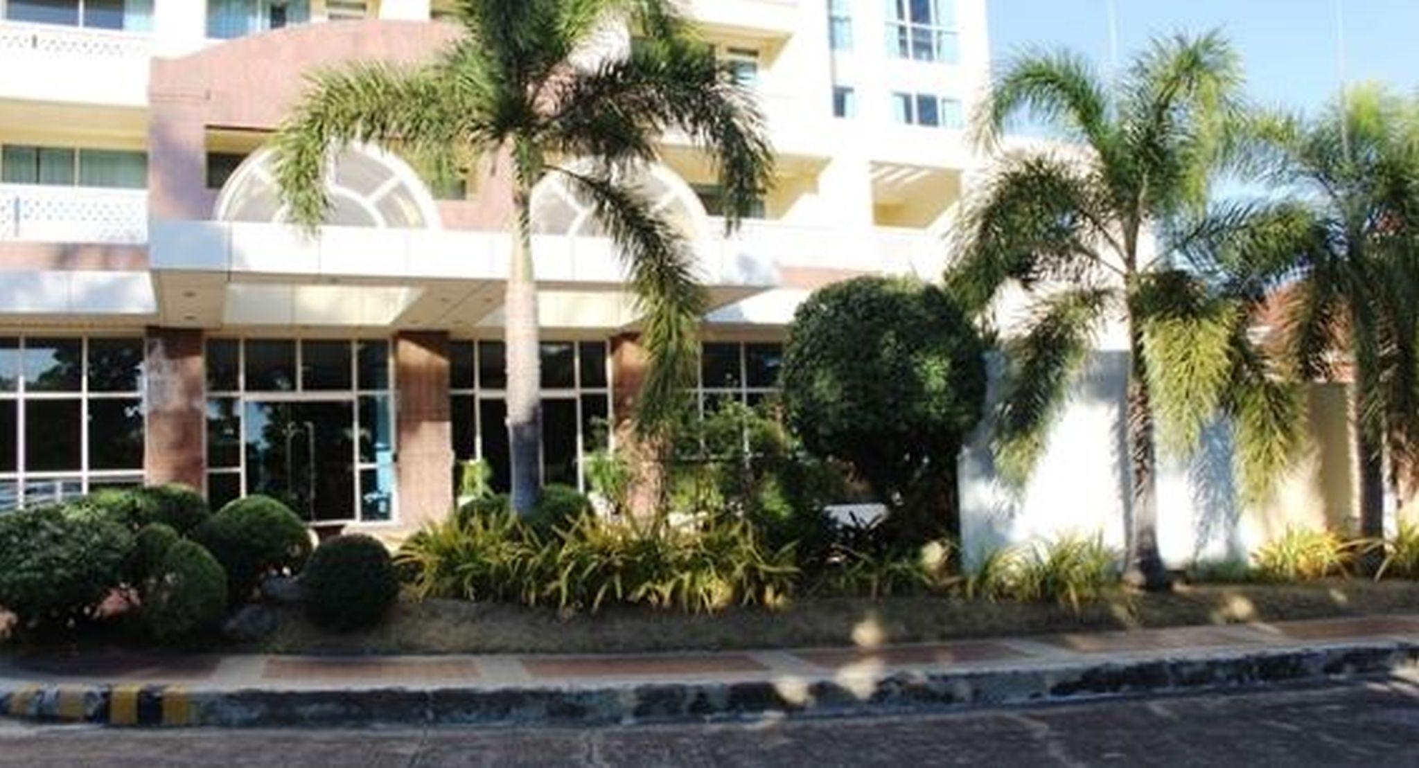 Sotogrande Hotel&Resort Lapu-Lapu City Exteriör bild