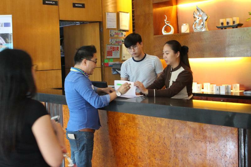 Sotogrande Hotel&Resort Lapu-Lapu City Exteriör bild